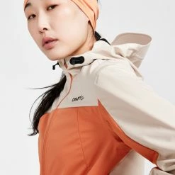 Craft ADV Essence Hydro Jacket - Women's -Garmin Shop 9b270811 2595 4a95 9c64 430dc409eed8