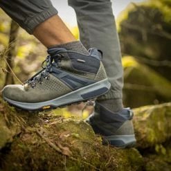 Merrell Zion Peak Mid Waterproof Hiking Boots - Men's -Garmin Shop a808b78e a6ad 4098 886d 0464f2d614d3