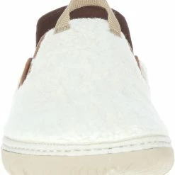 Merrell Hut Moc Cozy Shoes - Women's -Garmin Shop ae2b811e 5b01 4b99 820d 78191c9368f1